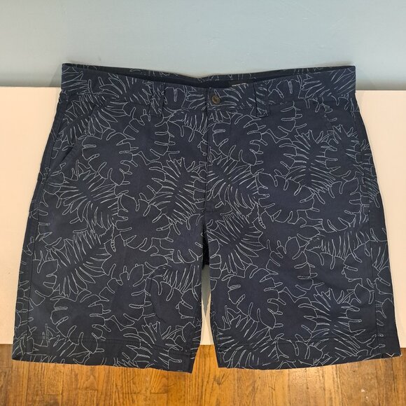 St John's Bay Men's 40x9 Comfort Stretch Flat Front Shorts New With Tag - Picture 1 of 12